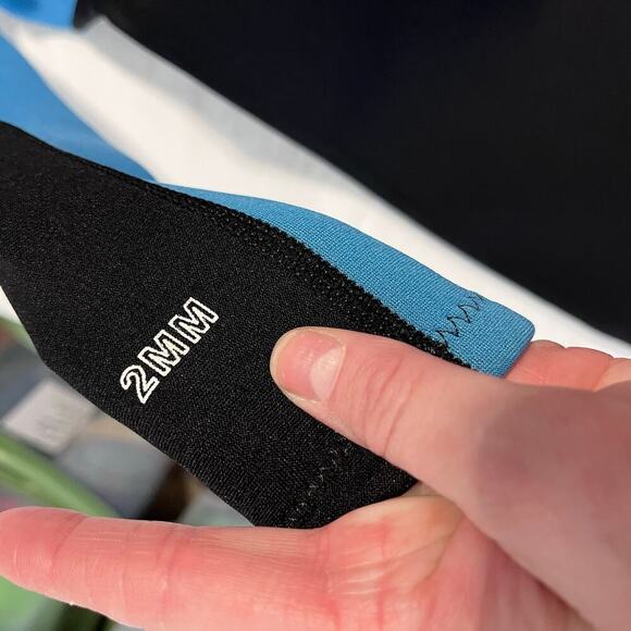 Lemorecn kids 2MM performance watersports wetsuit in black new youth size 12 - Picture 3 of 9